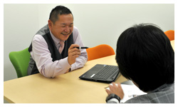 13:00 | 求人広告会社とミーティング